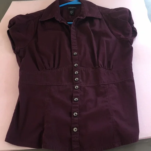 Banana Republic Deep Burgundy Button Down Shirt - Picture 2 of 4